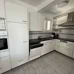 Galeb Apartment *