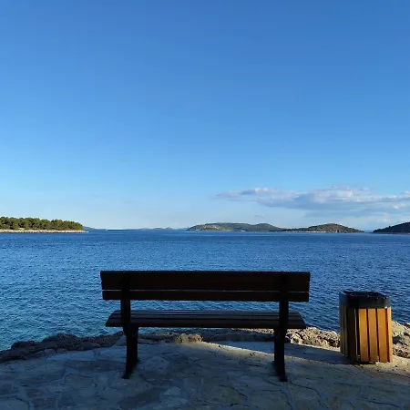 Apartment Galeb *