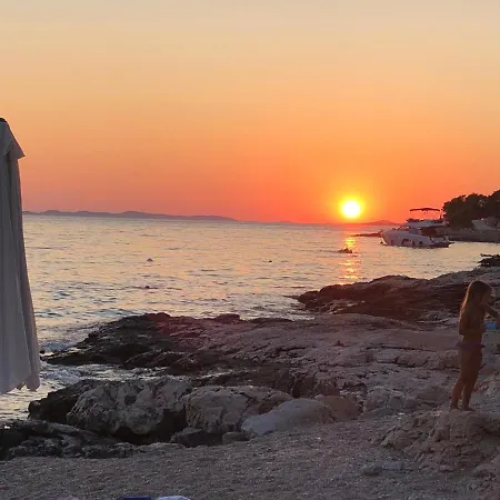 Apartment Galeb Primosten