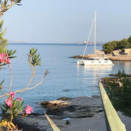 Galeb Apartment *