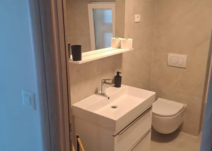 アパート Galeb プリモシュテン